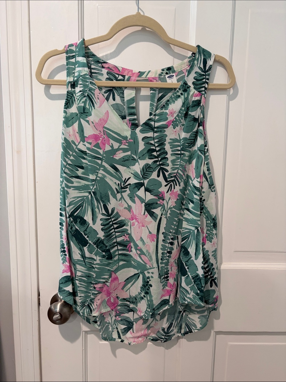 Old Navy Green & Pink Tropical V-Neck Camisole